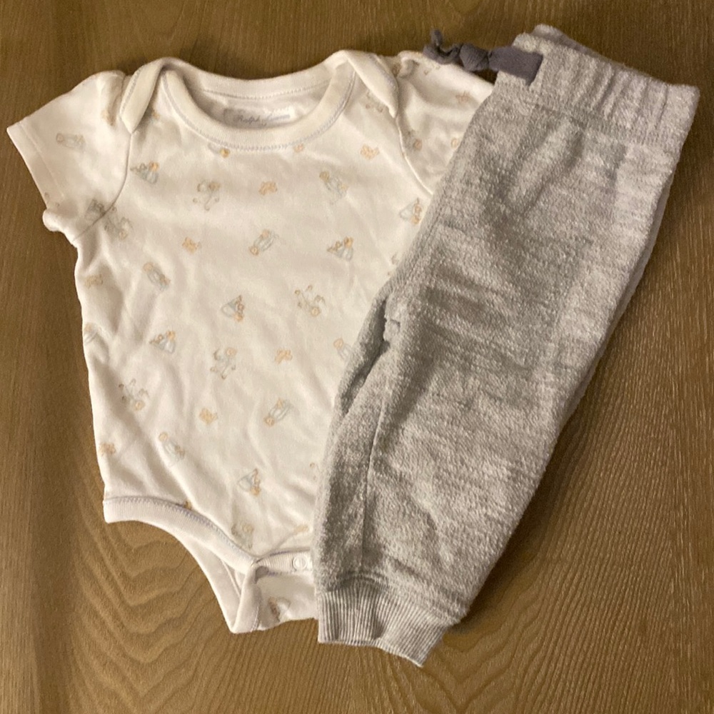 Ralph Lauren 3m Bear Onesie (bonus: gray First Impressions coordinating pants)
